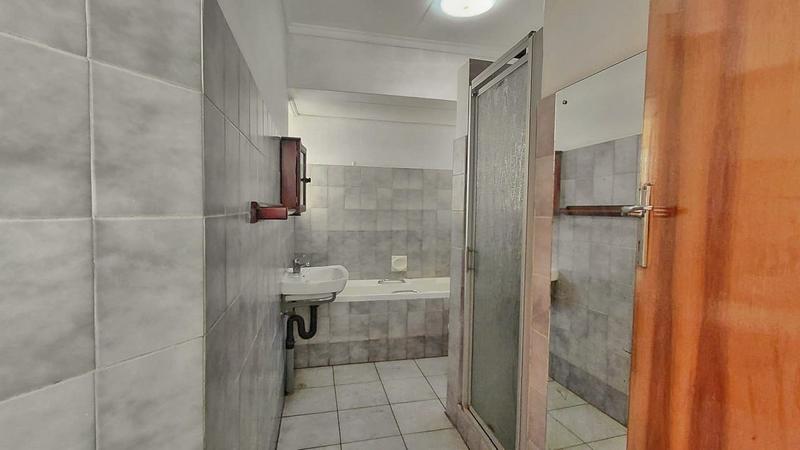 2 Bedroom Property for Sale in Heuwelsig Free State